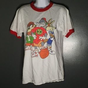 Looney Tunes graphic T